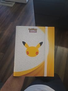 pokemon 30th celebration binder ( no cards)