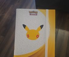 pokemon 30th celebration binder ( no cards)
