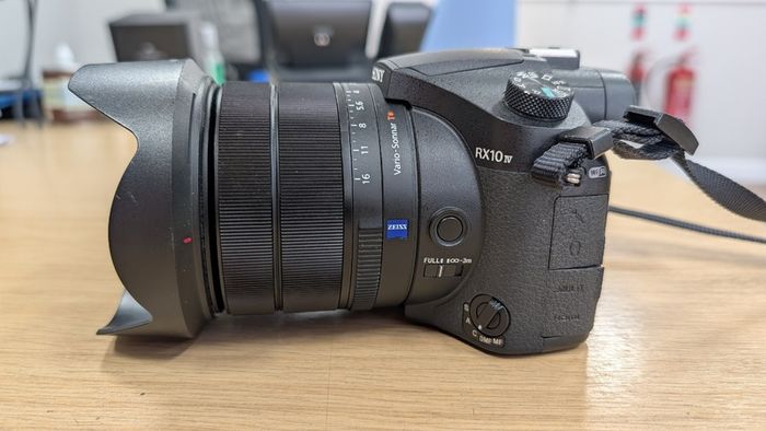 Sony Cyber-shot RX10 IV