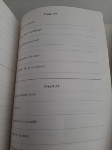 Vintage Gaeilge school book 1990