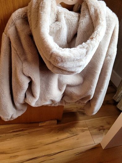 Bershka faux fur hooded jacket in cream
