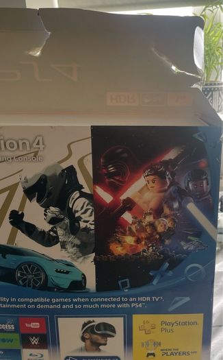 PS4 Slim 1TB Bundle (Firmware 10.71) Boxed with 2 Controllers & Dock