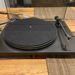 Project Primary E Turntable