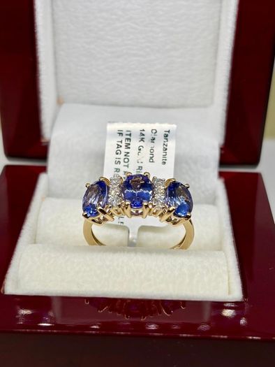 Gold 14K (585) Yellow Gold AAA Tanzanite & Lab Grown Diamond