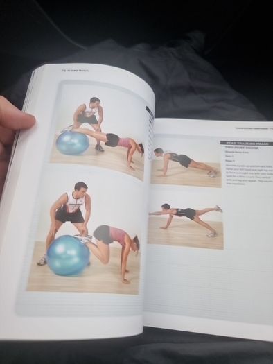 Tom Holland  The 12 Week Triathlete, 2nd Edition-Revised and Updated: Everything You Need to Know to Train and Succeed in Any Triathlon in Just Three Months - No Matter Your Skill Level