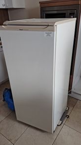 Larder Fridge Hotpoint 240L