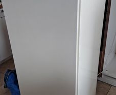 Larder Fridge Hotpoint 240L
