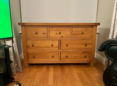 oak chest of drawer