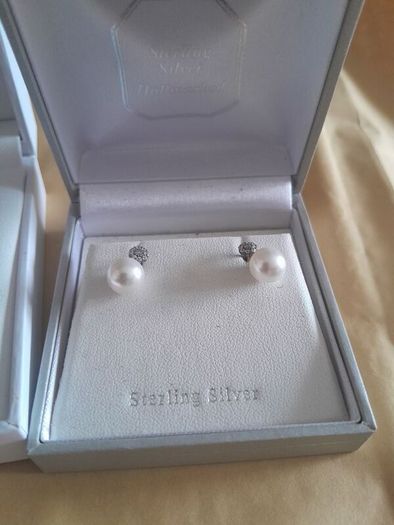 ladies silver earrings