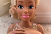 Barbie Deluxe Blonde Hair Styling Head Doll 2013 Mattel Just PLay approx. 30 cm. Used Please see photos