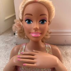Barbie Deluxe Blonde Hair Styling Head Doll 2013 Mattel Just PLay approx. 30 cm. Used Please see photos