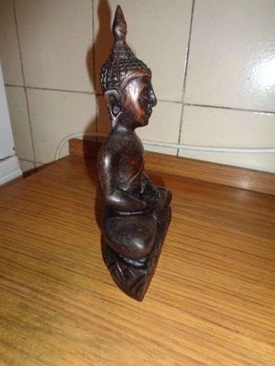 Hand Carved Wooden Budda Statue for Sale