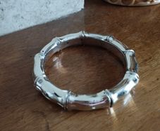 Beautiful silver ton bracelet.