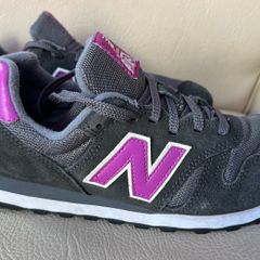 New Balance 373