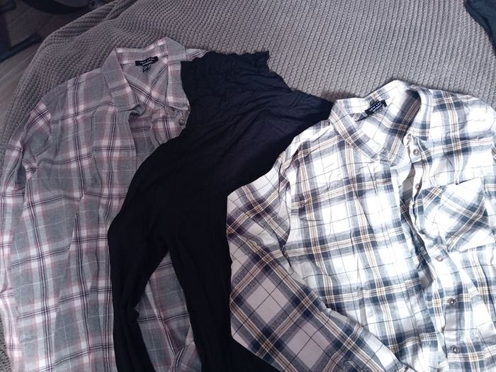 Maternity clothes bundle (25 pieces)