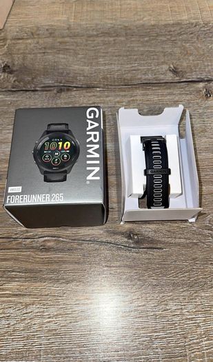 Garmin Forerunner 265 Smartwatch