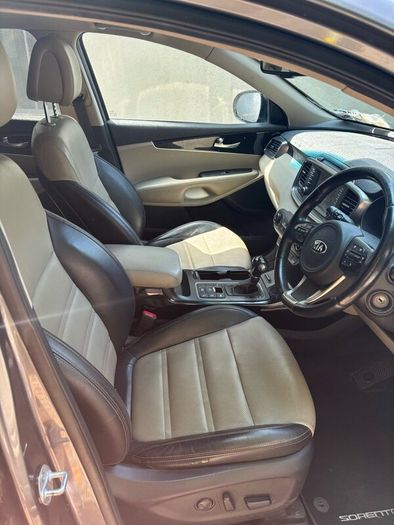 2016 Kia Sorrento 2.2 Automatic - 7 Seater