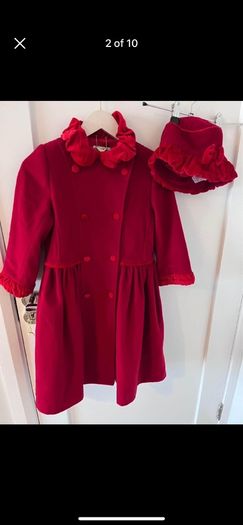 Christmas coat girl age 5-6 Yo