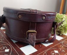 Vintage Leather Travel Collar Box