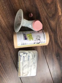 Haaka Breast Pump, colostrum collectors + Tommee Tippee