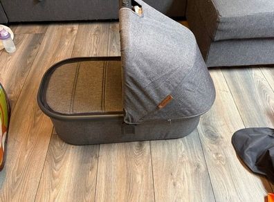 Uppababy Vista V2 Bassinet (Greyson)