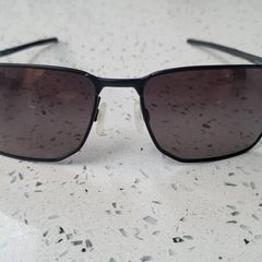 Oakley Ejector 004142 dark Prizm lens dark frame