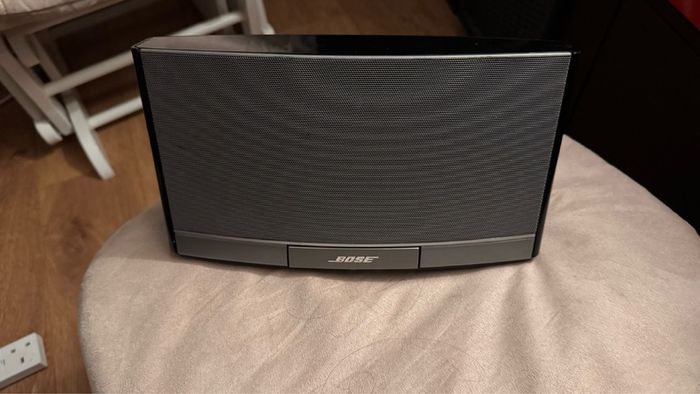 Bose Sounddock Portable speaker
