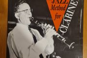 The Jazz Method For Clarinet. By John O Neill. Plus  Clarinet Finger Charts And Chord Progressions Fot The Tunes. Large Volume Book In Very Good Condition.