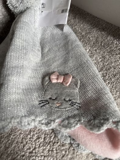 H&M hat  new 1-2 years