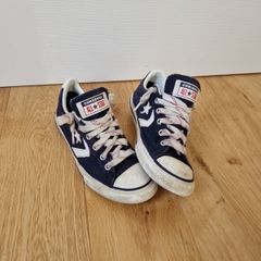 CONVERSE trainers size 2uk
