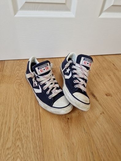 CONVERSE trainers size 2uk