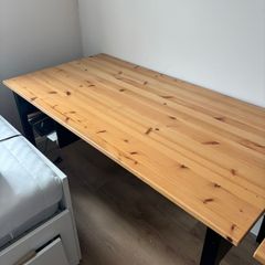 FREE Ikea Desk (drawer broken)