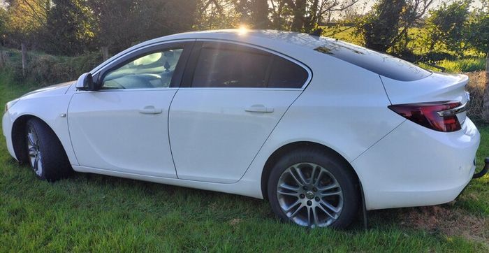 Opel Insignia 2015 2.0 cdti NEW NCT 29/05/27 +TAXED