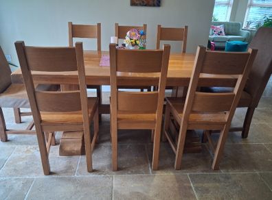 Dining Table & Chairs