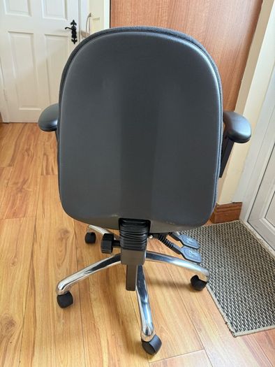 Ergonomic Office Chair