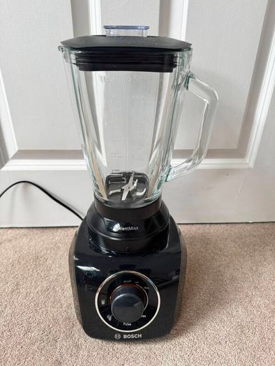 Bosch SilentMixx Blender MMB43G2B/01 with ThermoSafe Glass Jug