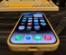 Mint iPhone 14 Pro and over 30 cases