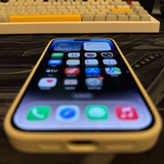 Mint iPhone 14 Pro and over 30 cases