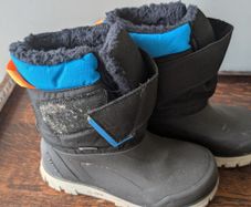 Kids snow boots