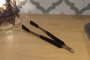 Tongs