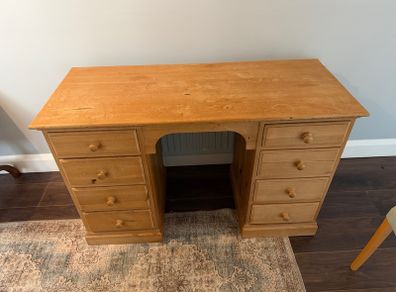 Study desk & chair
