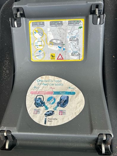 Maxi Cosi car seat