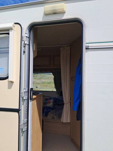 elddie caravan 4-5 berth