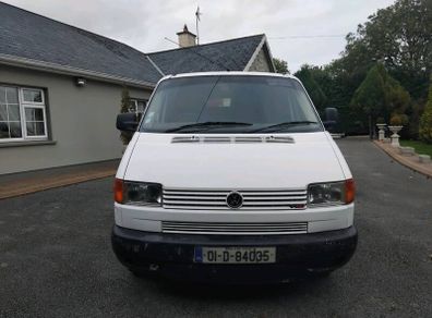 VolkswagenTransporterLWB 2.5 TDI 6mounts tax 6cvrt