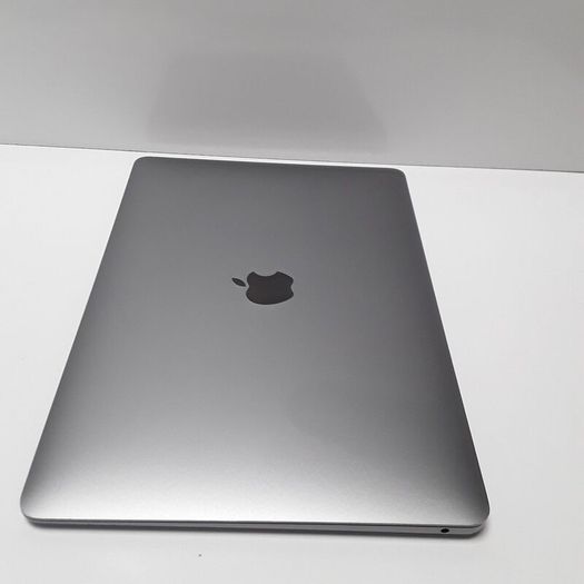 Apple MacBook Air A2337 (2020) | Apple M1 Chip | 16GB RAM | 256GB SSD | Space Grey