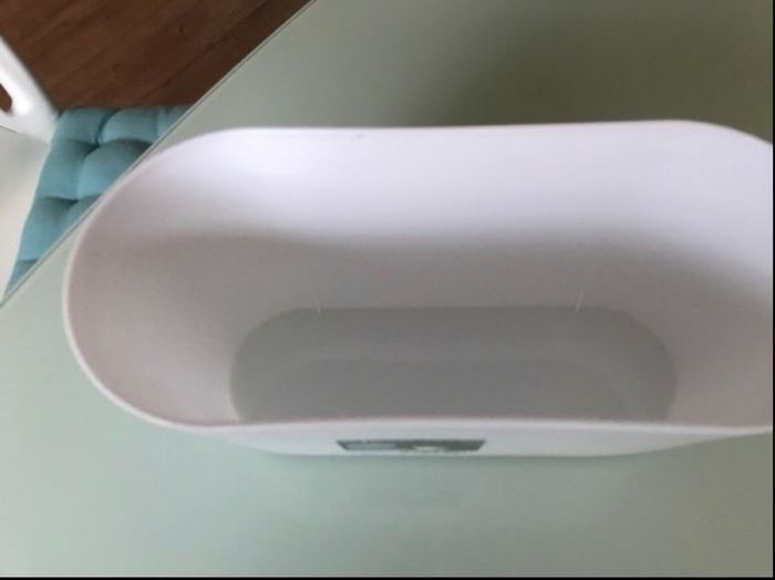 Plastic glossy pot