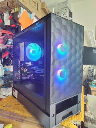 Custom Gaming PC i7/16GB/RTX 2060 SUPER/ssd+hdd/wifi/W11