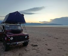 Roof tent