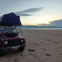 Roof tent