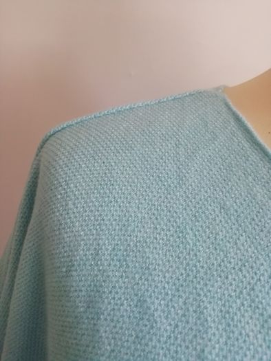 Carla Giannini Women's Angora Mix Top With Heart & Stars New With Tag Turquoise
